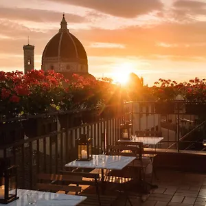 Otel Cardinal Of - Recommended For Ages 25 To 55 Floransa